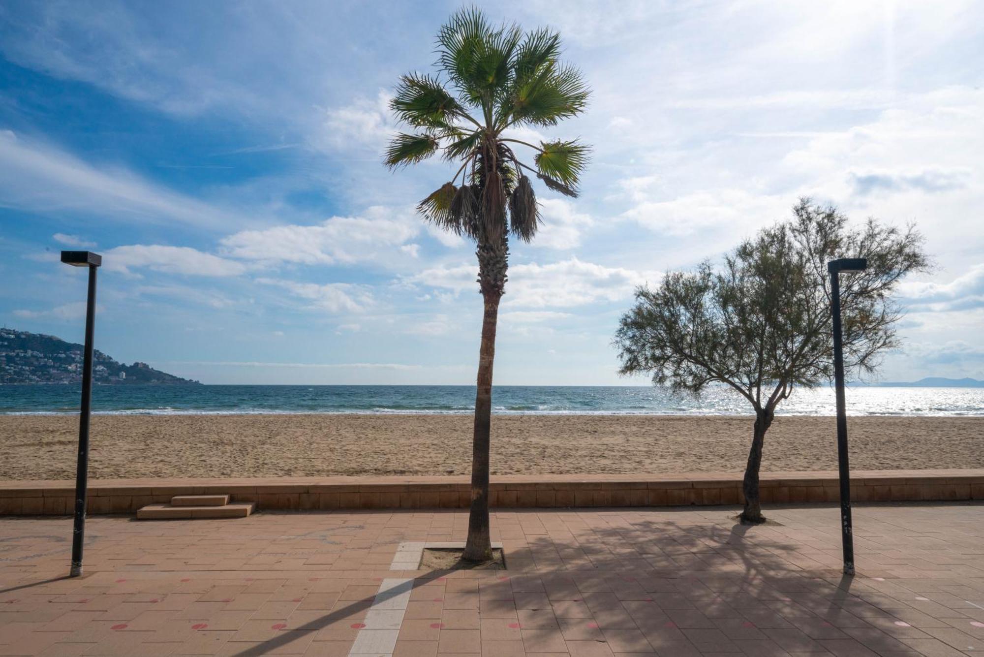 Welhomy Magnifique Appartement Santa Margarida Roses Estany מראה חיצוני תמונה